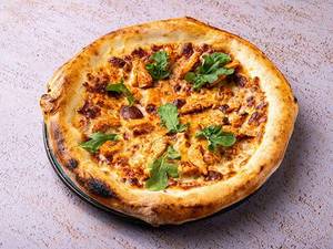 Grilled Peri Peri Chicken, Fresh Mozzarella & Rucola Pizza