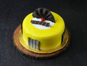 Pineapple Fresh Cream Cakes