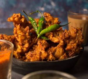 Onion pakoda