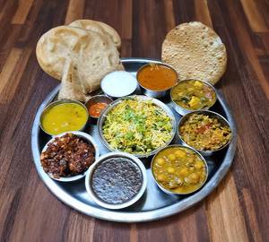 Royal Special Thali