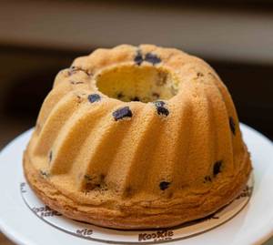 Chocolate Chips and Walnut Tea Cake (600Gm)