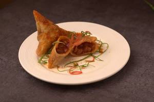 Baked Beans Samosa (2 Pieces)