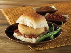 Classic Vada Pav