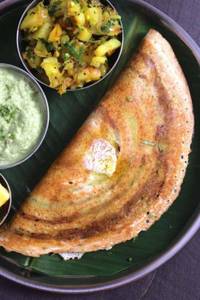 Onion Butter Podi Dosai