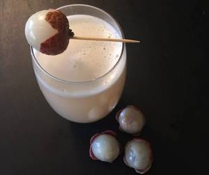 Blueberry Lychee Smoothie