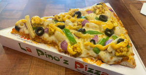 Cheesy Macaroni Veg Pizza (personal Giant Slice (22.5 Cm))