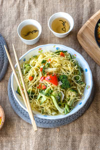 Vegetable Hakka Noodles