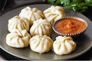 Veg Momos Boiled 5 Nos