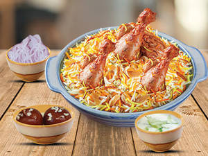 Lucknowi Nawabi Chicken Biryani- 1 Kg (Serves 2)