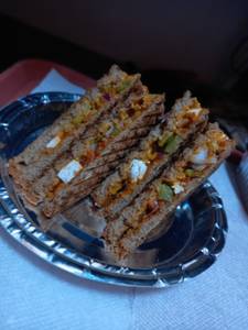 Paneer La Tikka Sandwich