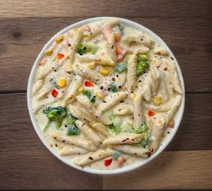 White sauce pasta