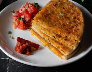 Aloo Paratha Tawa