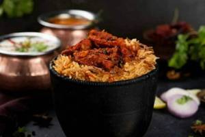 Fried Wings Chicken Biryani (gravy)