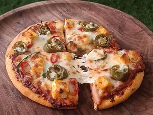 Spicy Patiala Paneer Pizza