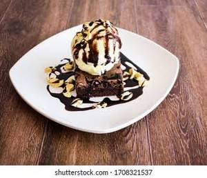 Brownie Sundae 