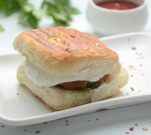 Cheese Masala Vada Pav