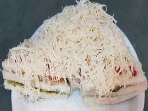 Veg Cheese Sandwich [Jumbo, 3 Slices]