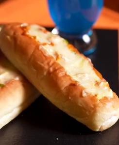 Paneer Roll Pizza
