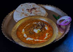 Dal Makhani + 2 Tandoori Roti