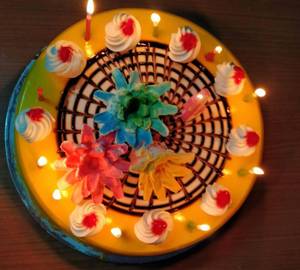 Fresh Cream Butterscotch Cake