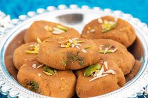 Kesar Puri Peda