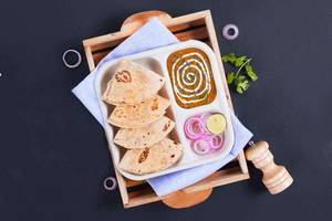 Dal Makhani with 4 Butter Roti and Salad