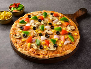 7 Farm Harvested Pizza                                                           