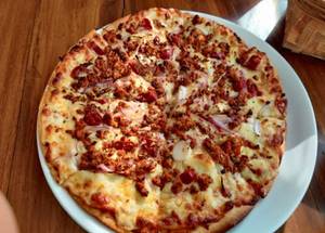 Spiced Chicken Pizza