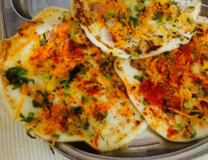 Mix Veg Uthappam