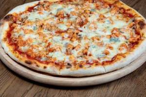 Spicy Peri-peri Chicken Pizza