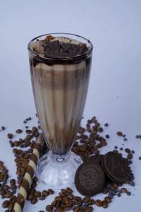 Bubblegum Oreo Shake