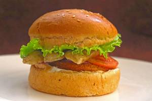 Chicken Sausage Burger