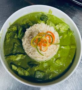 Thai Green Curry With Steamed Rice Non-veg