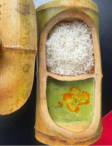 Veg Gaeng Kiew Waan ( Green Curry )