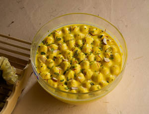 Angoori Rasmalai