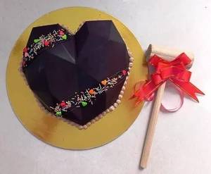 Premium Valentine's Special Heart Pinata Cake