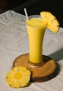 Pineapple Milk Shake