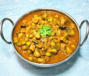 Mushroom Matar Curry