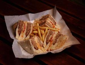 Club Chicken Club Sandialiten