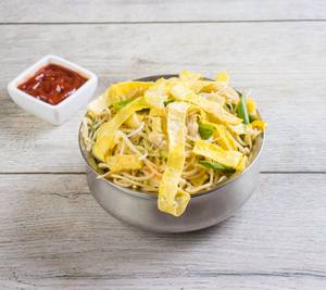 Chicken hakka noodles