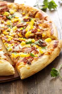 Corn And Chicken Pizza