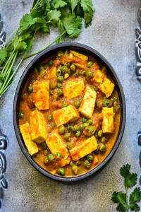 Mattar Paneer