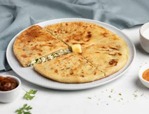 Paneer Paratha With Curd And Pickle