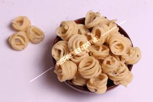 Garlic Murukku