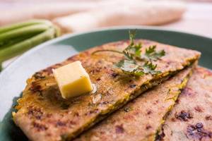 1 Desi Ghee Mooli Paratha