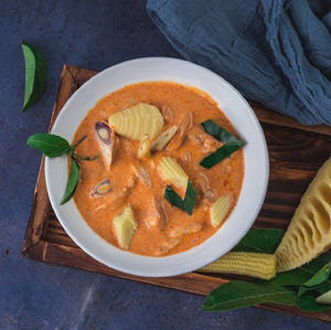 Thai Red Curry (chicken)
