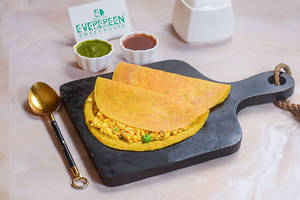 Moong Dal Chilla With Paneer Stuffing