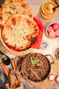 Amritsari Kulcha With Choley