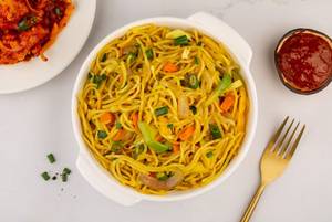 Non-veg Singapore Noodles