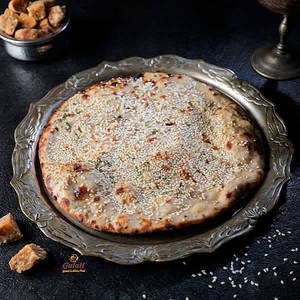Gur Ka Parantha [home Style]
